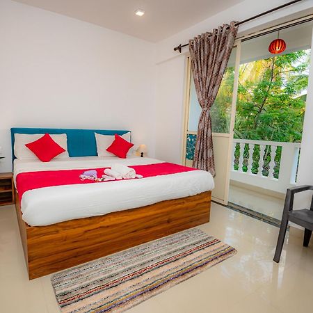 Morjim Sea Waves-Beach Front Hotel Εξωτερικό φωτογραφία