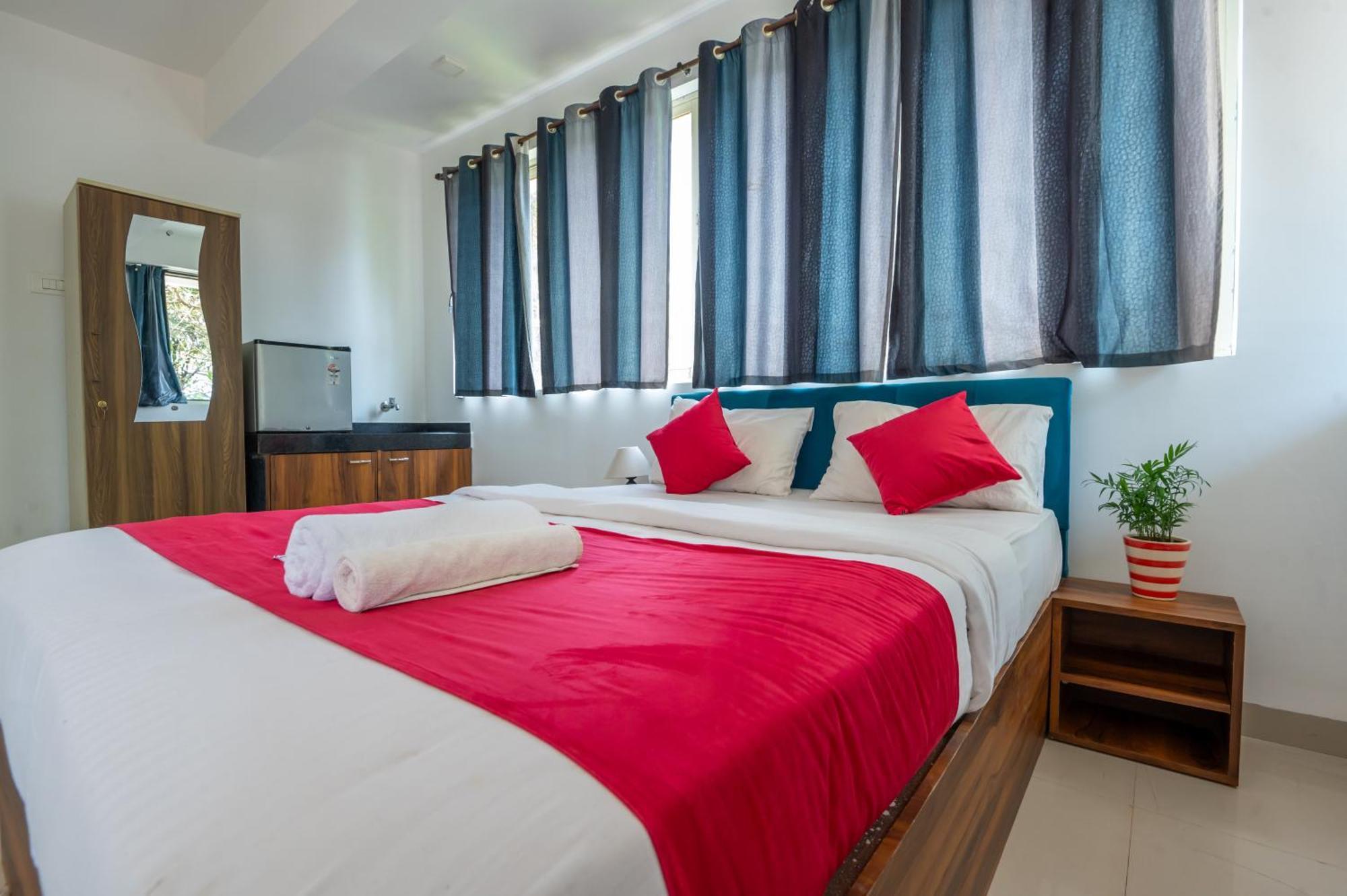 Morjim Sea Waves-Beach Front Hotel Εξωτερικό φωτογραφία