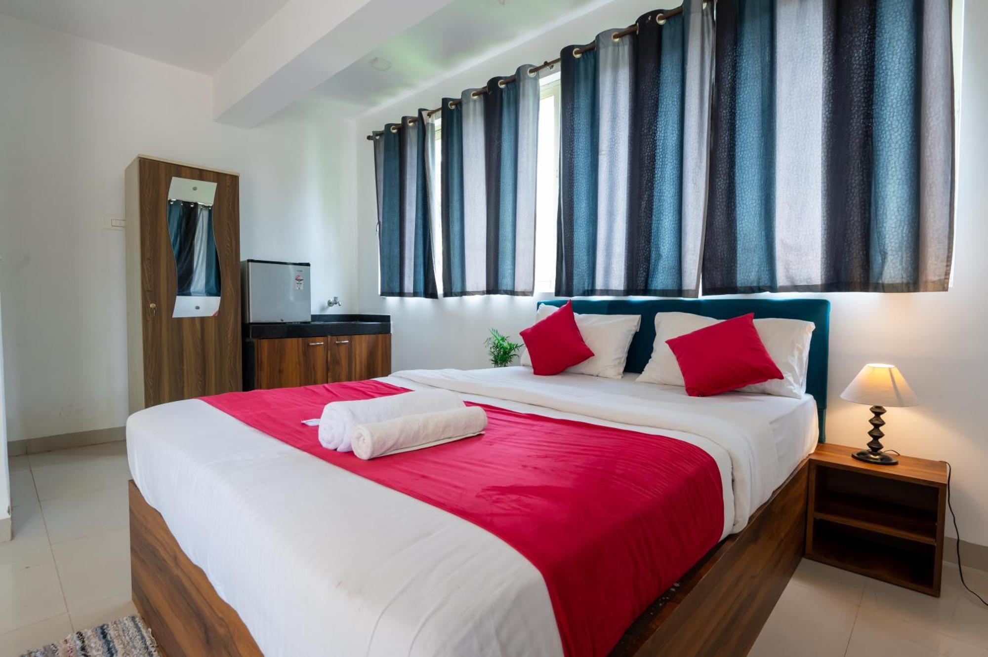 Morjim Sea Waves-Beach Front Hotel Εξωτερικό φωτογραφία