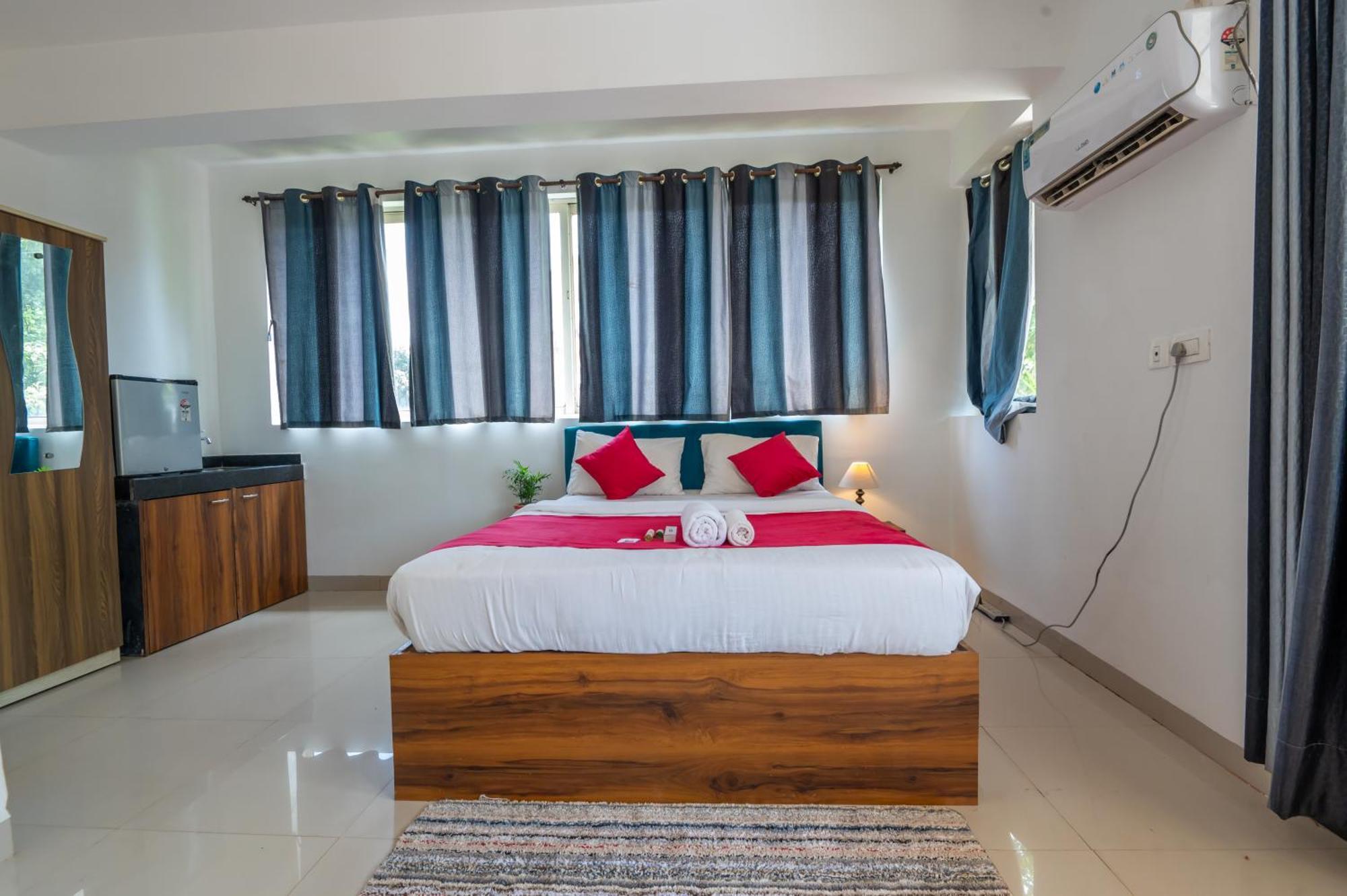 Morjim Sea Waves-Beach Front Hotel Εξωτερικό φωτογραφία