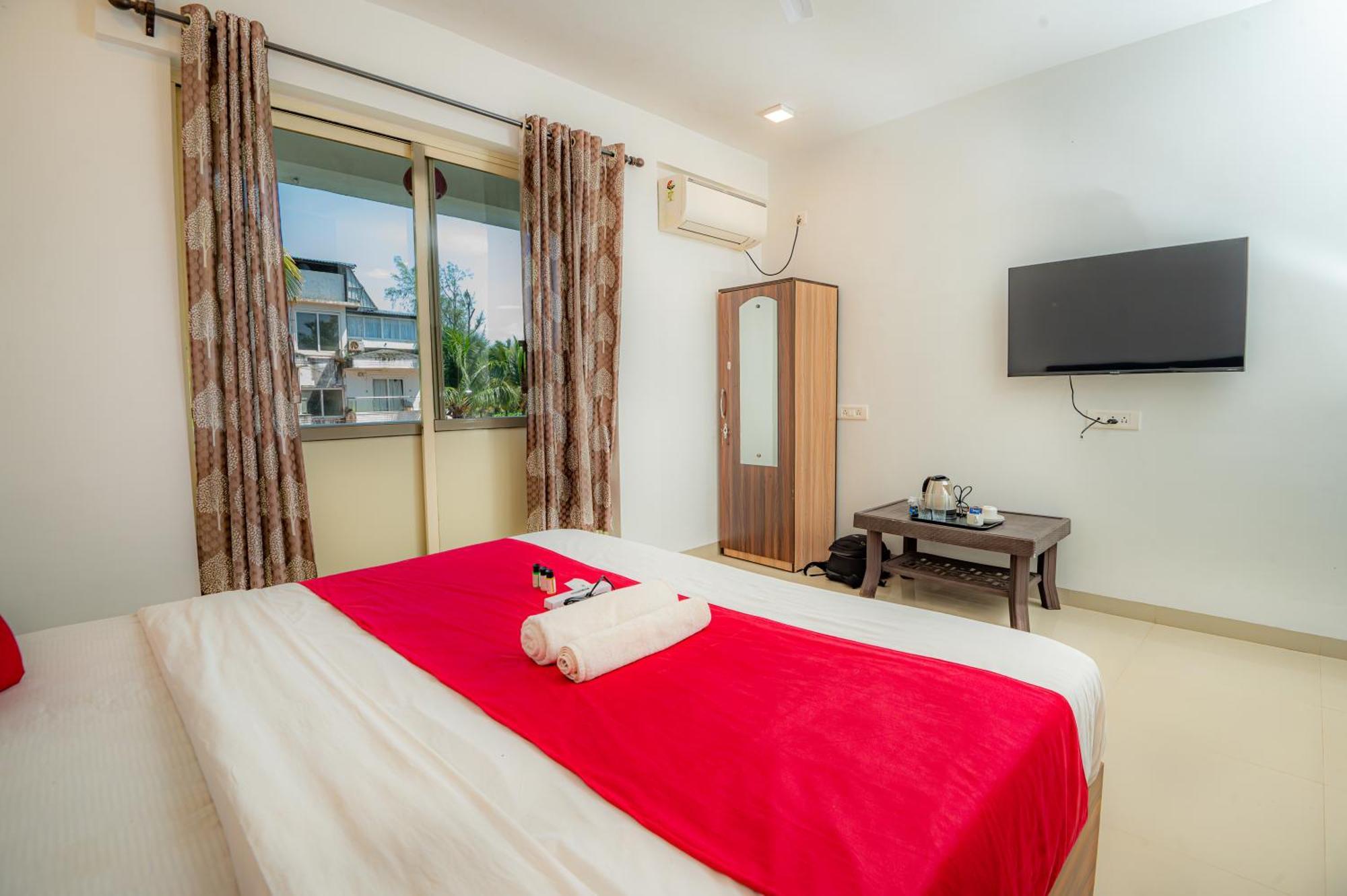Morjim Sea Waves-Beach Front Hotel Εξωτερικό φωτογραφία