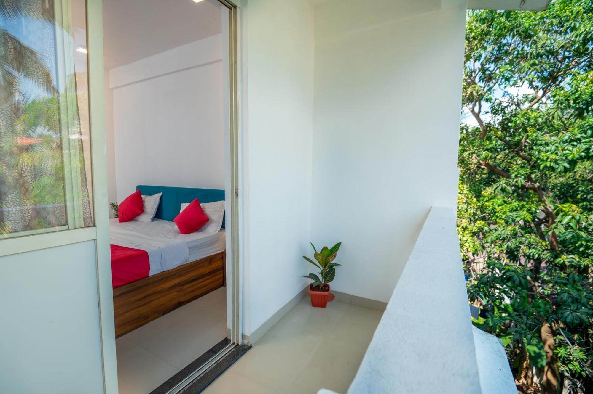 Morjim Sea Waves-Beach Front Hotel Εξωτερικό φωτογραφία