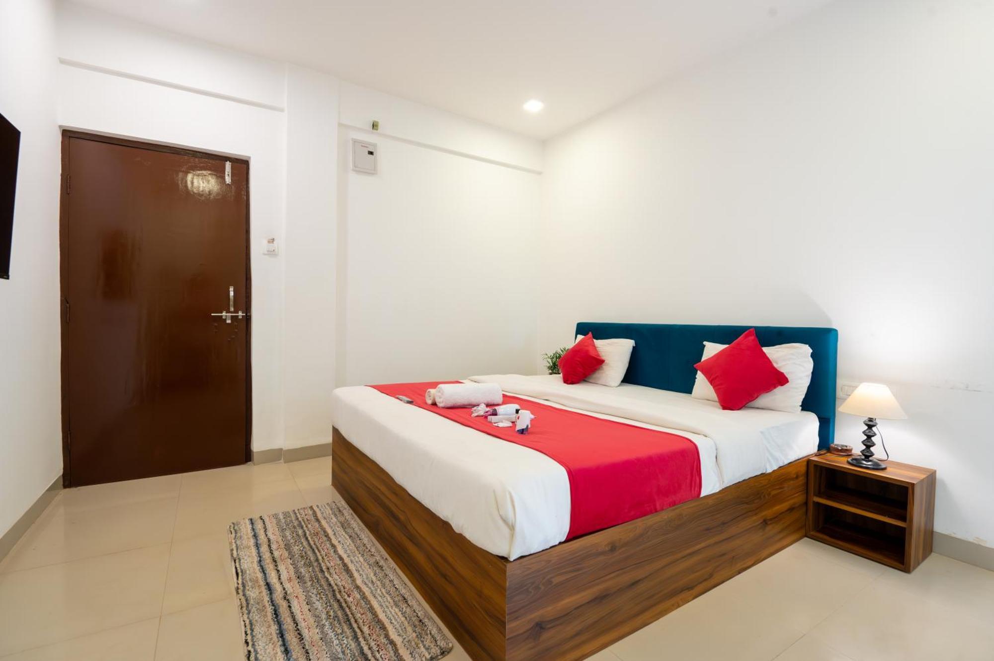 Morjim Sea Waves-Beach Front Hotel Εξωτερικό φωτογραφία